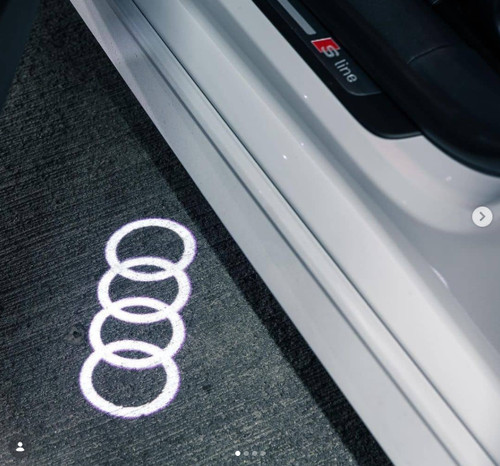 Luci ingresso porta logo