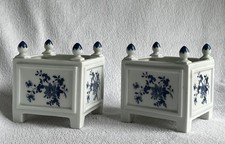 Coppia Di Casse A Fiori