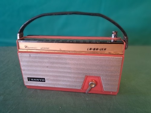 Sanyo radio transistor - sanyo,