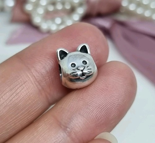 Ciondolo gatto curioso - , argento
