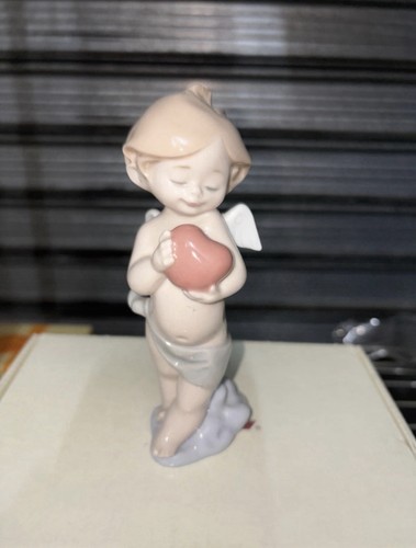 Bimbo nao con cuore - cuore, in
