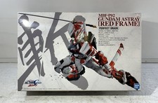 Bandai 1:60 PG MBF-P02 Gundam Astray kit modellino in plastica telaio rosso raro