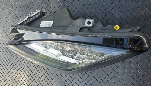 Faro proiettore anteriore