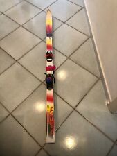 sci HEAD HOT con attacchi di Tyrolia 630