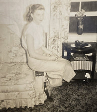 1948 Splendida Giovane Donna