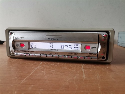Radio sony cdx r30m - radio, marina