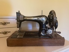Macchina Da Cucire Antica a