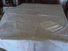 TOVAGLIA OVALE IN COTONE BIANCA A FIORI + 8 TOVAGLIOLI - VINTAGE ANNI 80 NUOVA