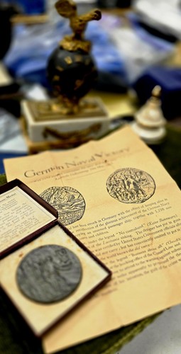 Ww1 rms lusitania german - lusitania, medal