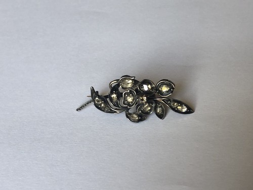 Antica spilla oro - in,