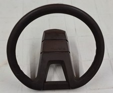N°121 – Volant marron