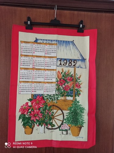 Strofinaccio con calendario - strofinaccio,