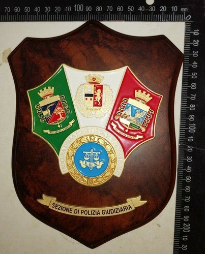 Crest procura della - della, repubblica