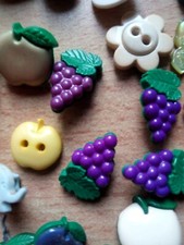 lotto misto assortito * 42  BOTTONCINI fantasia ABBIGLIAMENTO BABY BIMBI NEONATO