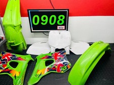 PLASTICHE CON ADESIVI KAWASKAI KX 125 250 DAL 1994 AL 1998