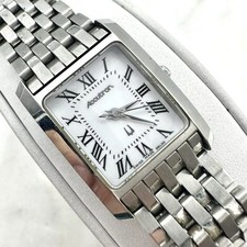 Bulova Accutron Serbatoio