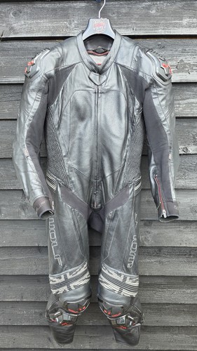 Tuta wolf racing - 1, pezzo