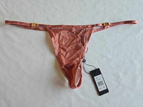 Fredericks hollywood pia g - fredericks, of