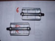 BICI VINTAGE COPPIA PEDALI IN