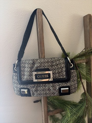Guess monogram logo shoulder - monogram,