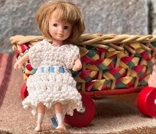 Vintage metà secolo miniatura casa delle bambole tedesca carrozze bambole vimini bambino