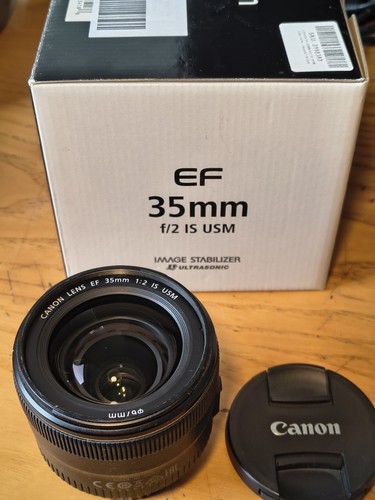 Canon 35mm is usm - f/2,