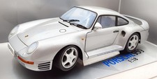 Revell Motorbox scala 1/18