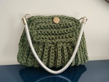 Borsetta fatta a mano con