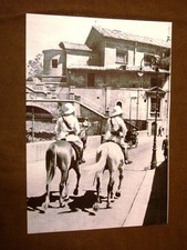 Roma nel 1930 Vigili urbani a cavallo e con la nuova divisa Lazio