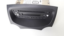  AUTORADIO FORD KA ANNO 2010  COD. 7354765220 ( SEGNI DI USURA COME DA FOTO)