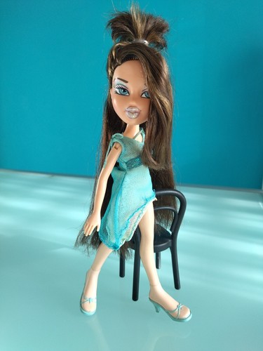 Bratz doll mga dana - "bratz, "mga"