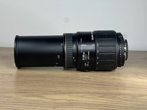 Sigma 300 5 6 d - f/4-5.6,