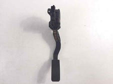 pedale acceleratore per