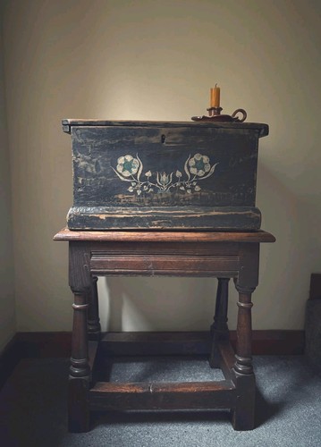 Piccolo baule pino - un,