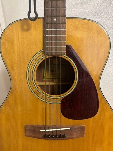 Chitarra acustica vintage
