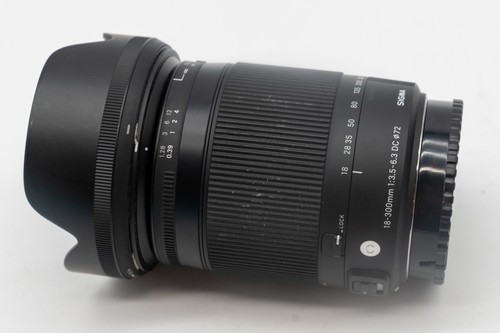 Sigma 300mm 6 3 dc - 18-300mm,