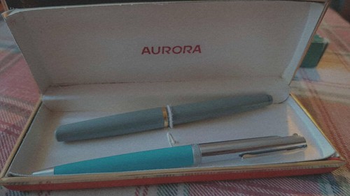 Coppia penne aurora - coppia,