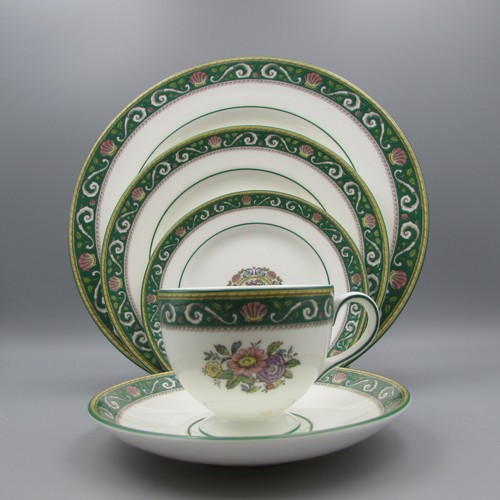 Wedgwood bone china runnymede - wedgwood,