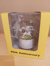 Snoopy Globe statuina da