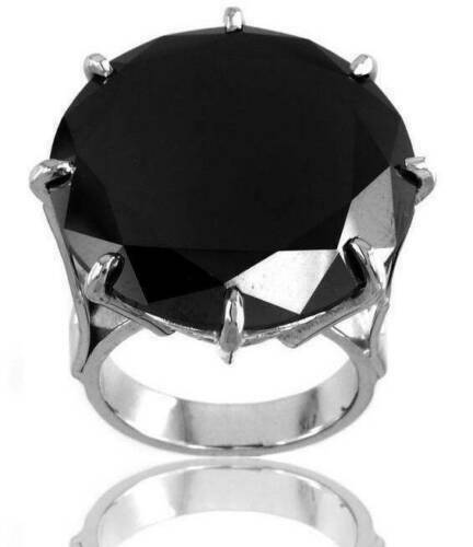 Anello solitario con diamanti