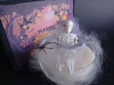 Candela con scheletro in ciotola di vetro - Halloween (fatto a mano)