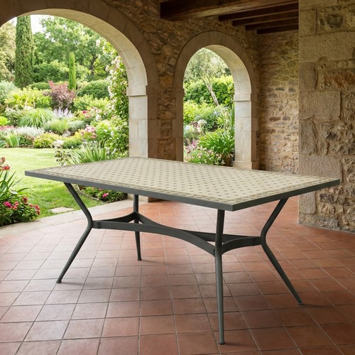 Tavolo giardino - da,
