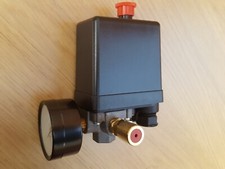 INTERRUTTORE PRESSIONE COMPRESSORE D'ARIA 240V 1 - 3 HP + VALVOLA DI SICUREZZA 10,5 BAR + CALIBRO