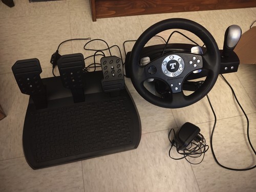 Volant thrustmaster rgt - volant,