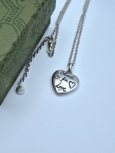 Collana con ciondolo cuore