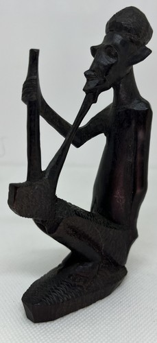 Statua tribale africana