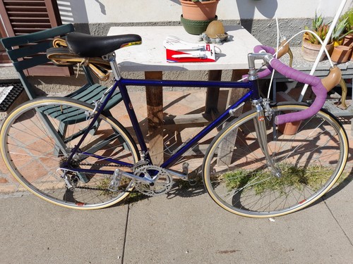 Bici corsa fra super - super, vitus