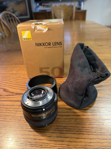 Nikon nikkor f 1 8 - af-s, mm