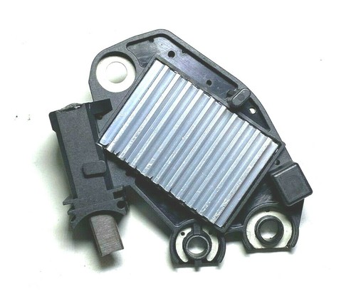 Regolatore per alternatore - per,