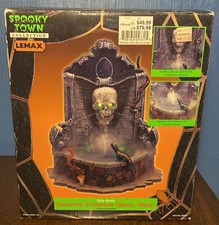 VINTAGE Lemax Spooky Town